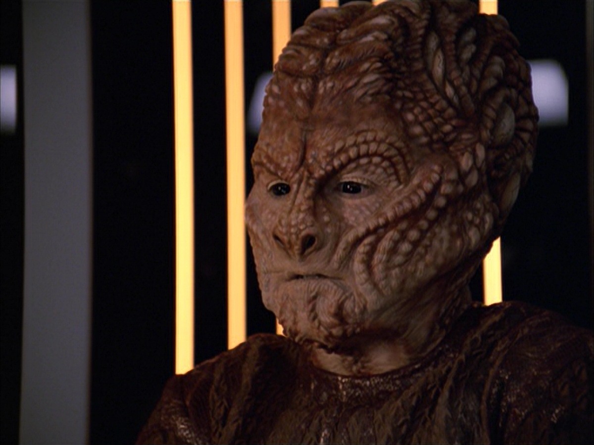 extant_StarTrek_VOY_7x09_7x10-FleshAndBlood_0999.jpg