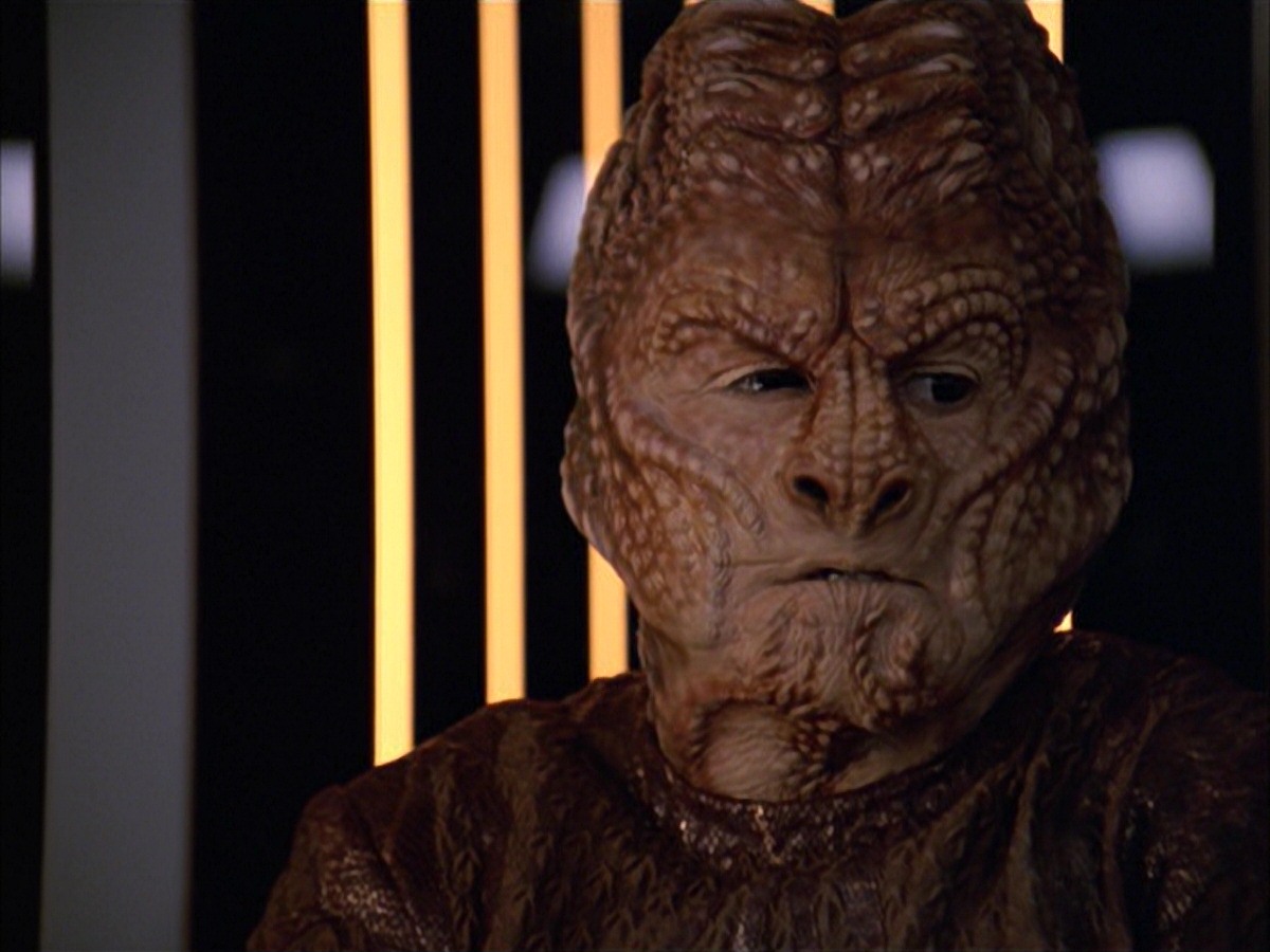 extant_StarTrek_VOY_7x09_7x10-FleshAndBlood_1012.jpg