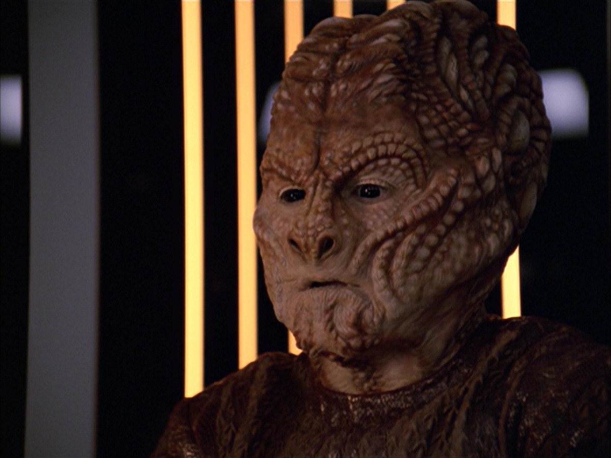extant_StarTrek_VOY_7x09_7x10-FleshAndBlood_1020.jpg