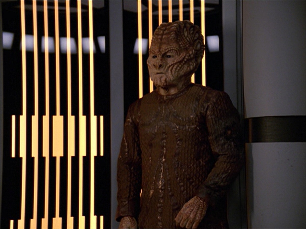 extant_StarTrek_VOY_7x09_7x10-FleshAndBlood_1026.jpg