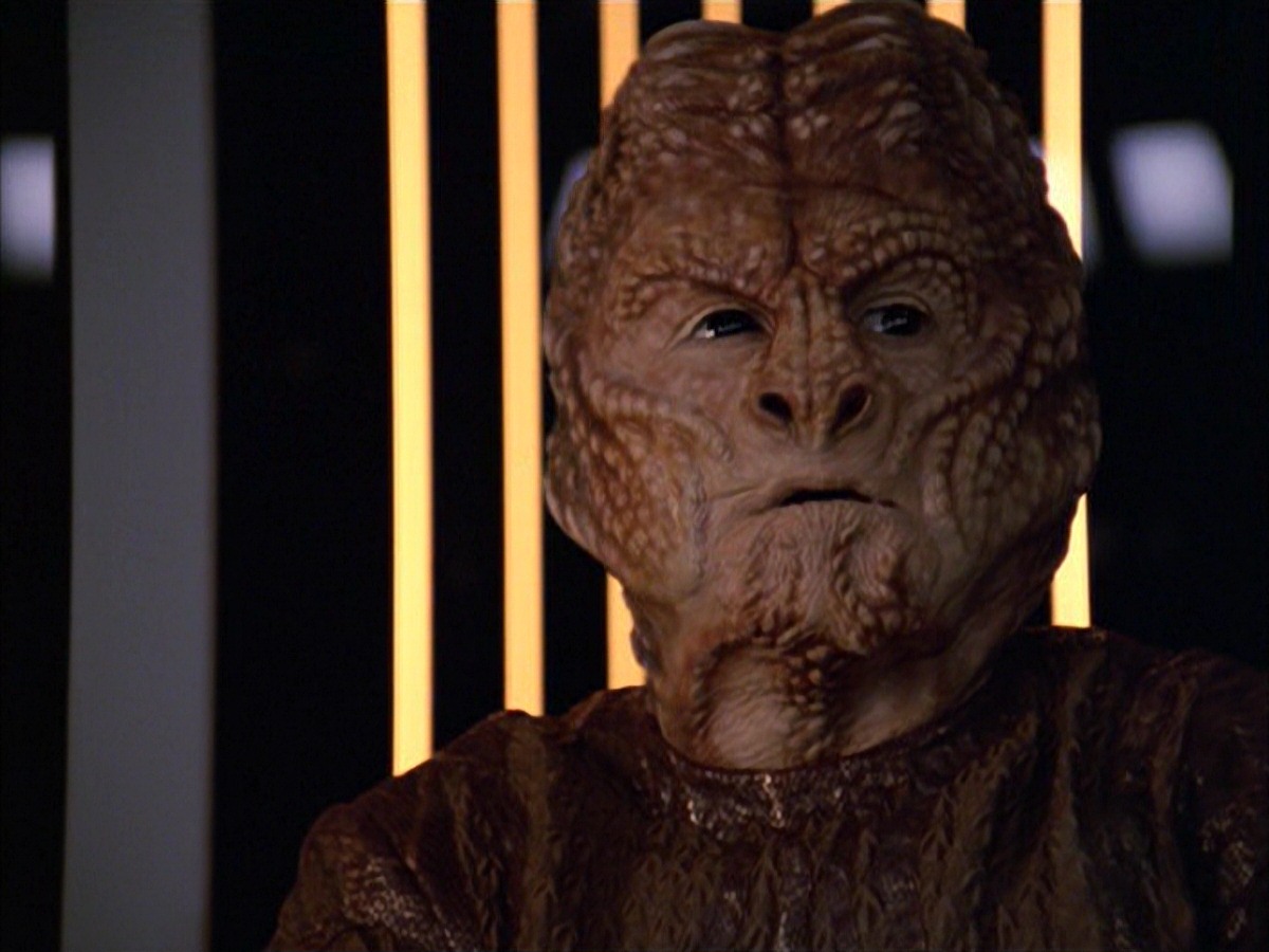 extant_StarTrek_VOY_7x09_7x10-FleshAndBlood_1073.jpg