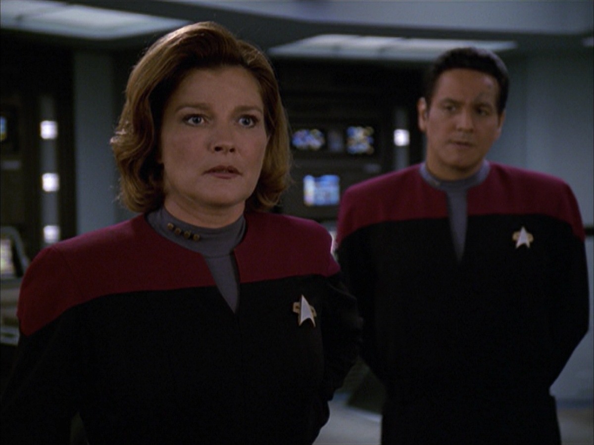 extant_StarTrek_VOY_7x09_7x10-FleshAndBlood_1078.jpg