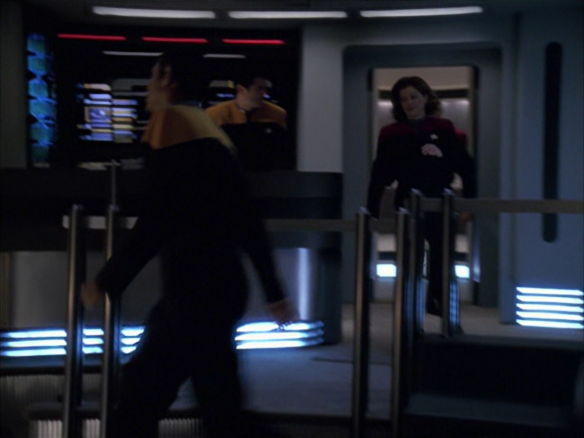 extant_StarTrek_VOY_7x09_7x10-FleshAndBlood_1097.jpg