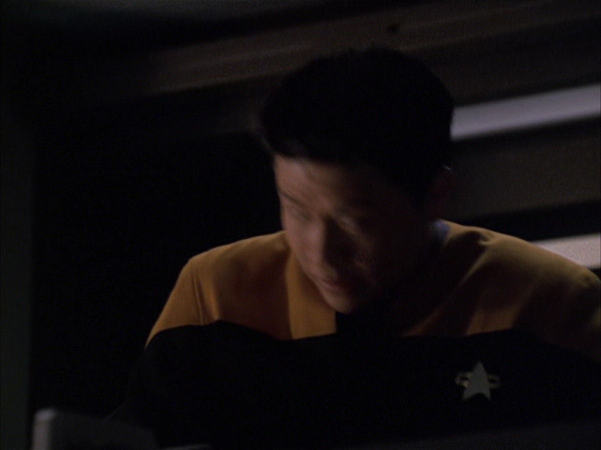 extant_StarTrek_VOY_7x09_7x10-FleshAndBlood_1111.jpg