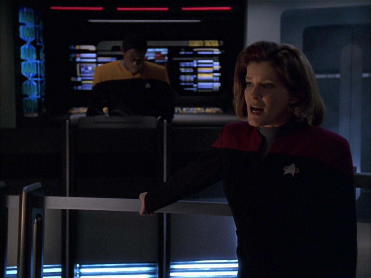 extant_StarTrek_VOY_7x09_7x10-FleshAndBlood_1114.jpg