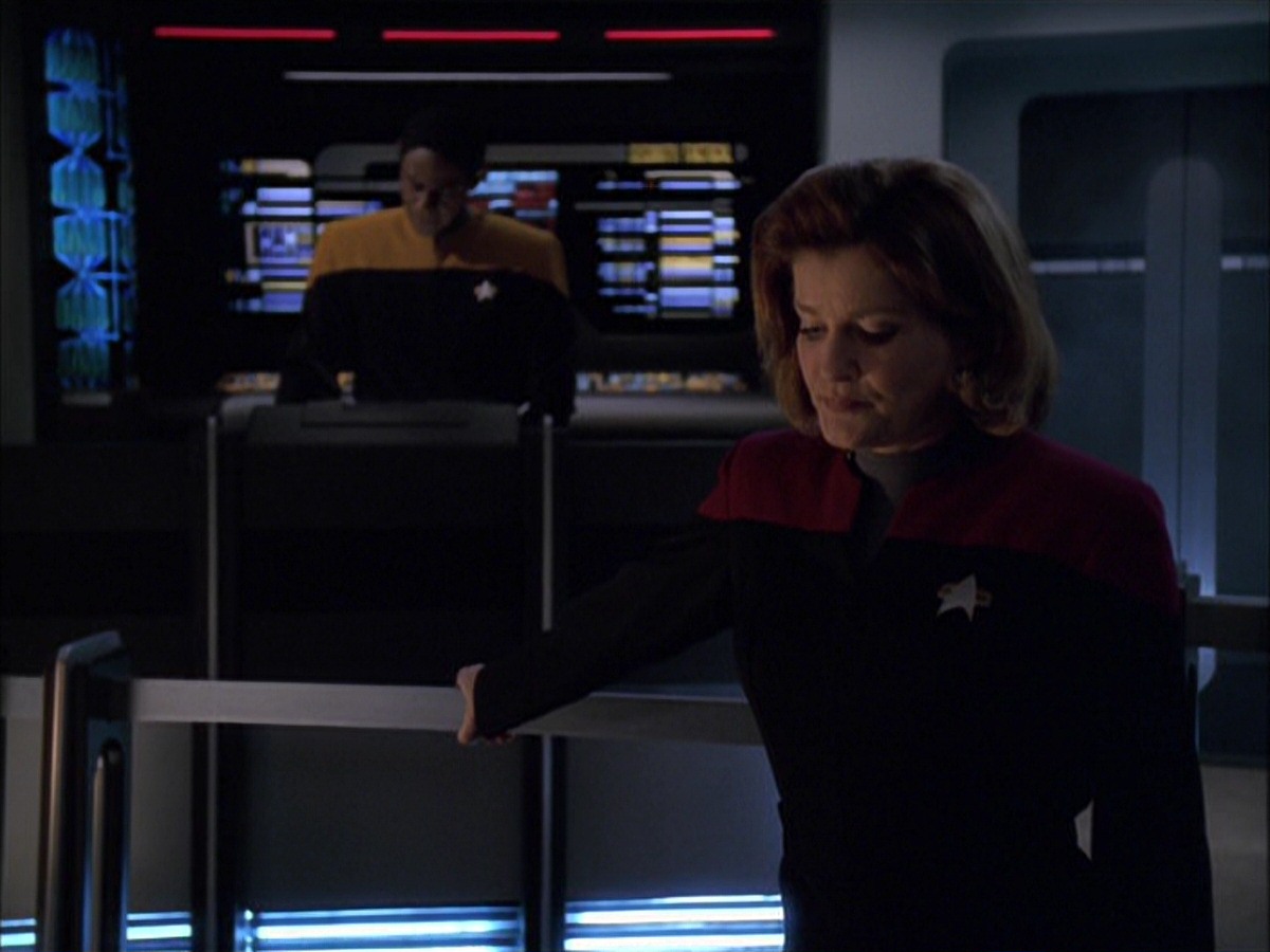 extant_StarTrek_VOY_7x09_7x10-FleshAndBlood_1117.jpg