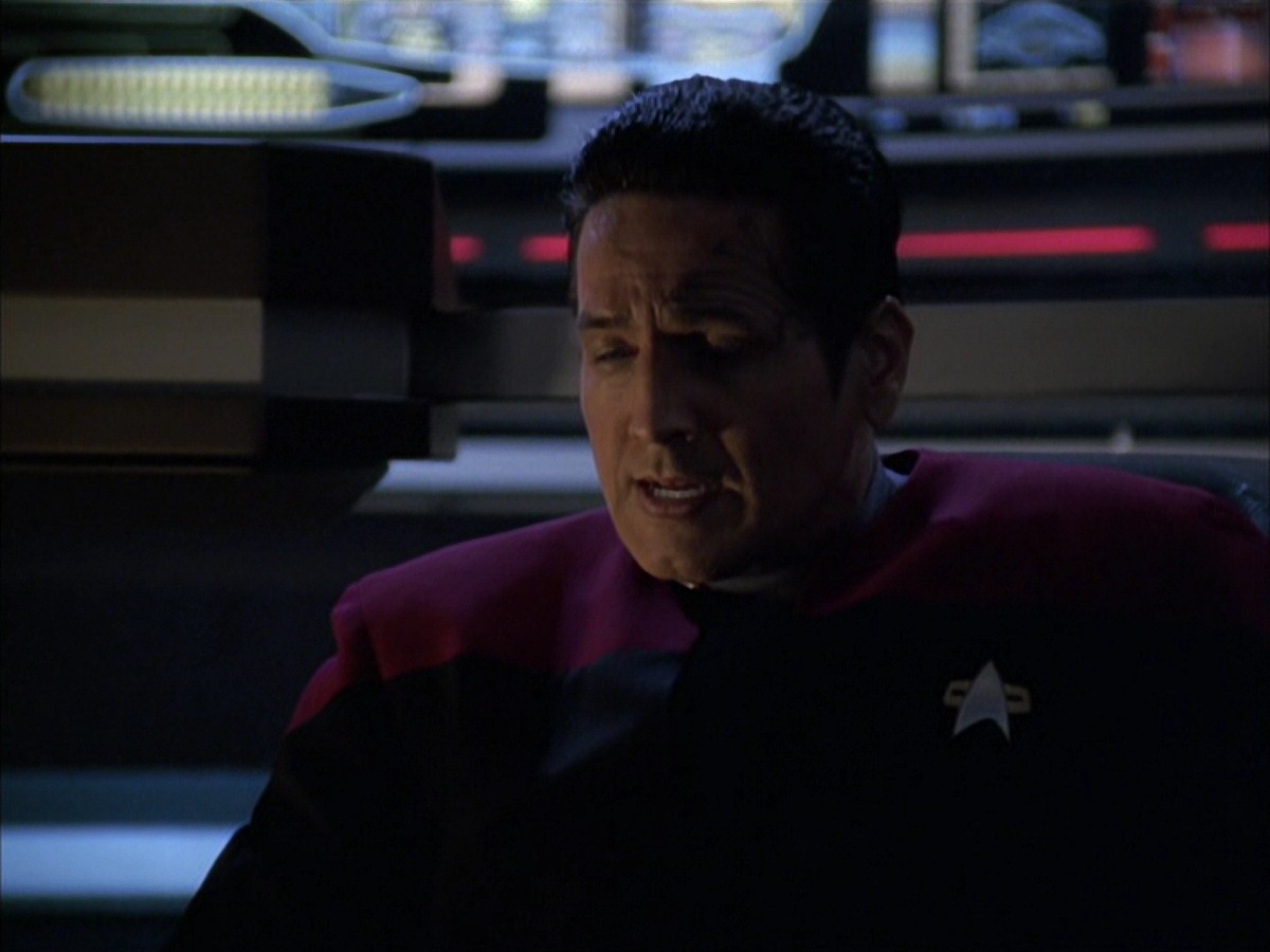 extant_StarTrek_VOY_7x09_7x10-FleshAndBlood_1120.jpg