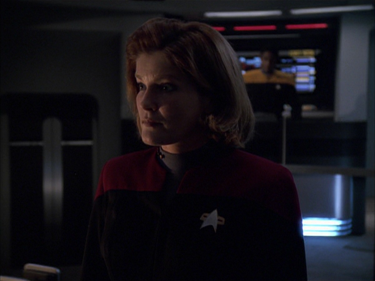 extant_StarTrek_VOY_7x09_7x10-FleshAndBlood_1149.jpg