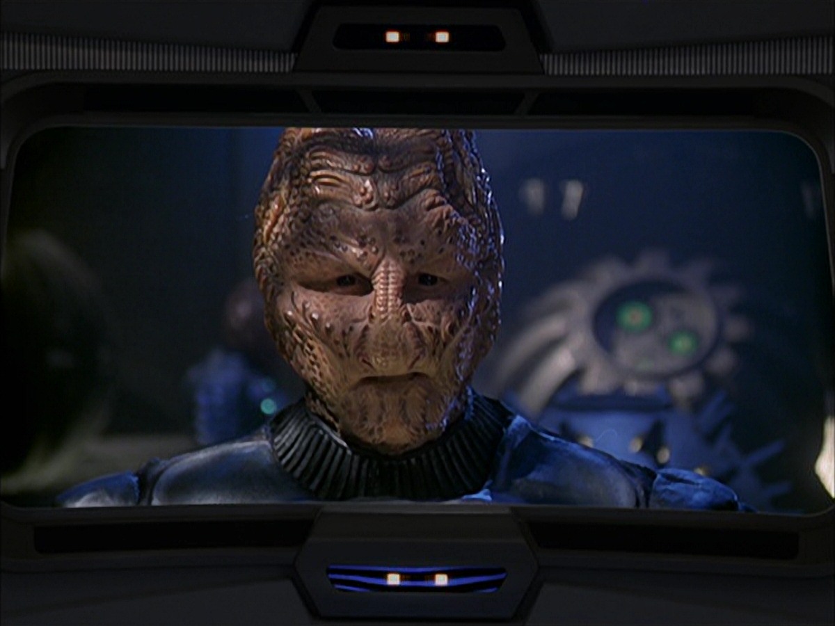 extant_StarTrek_VOY_7x09_7x10-FleshAndBlood_1152.jpg