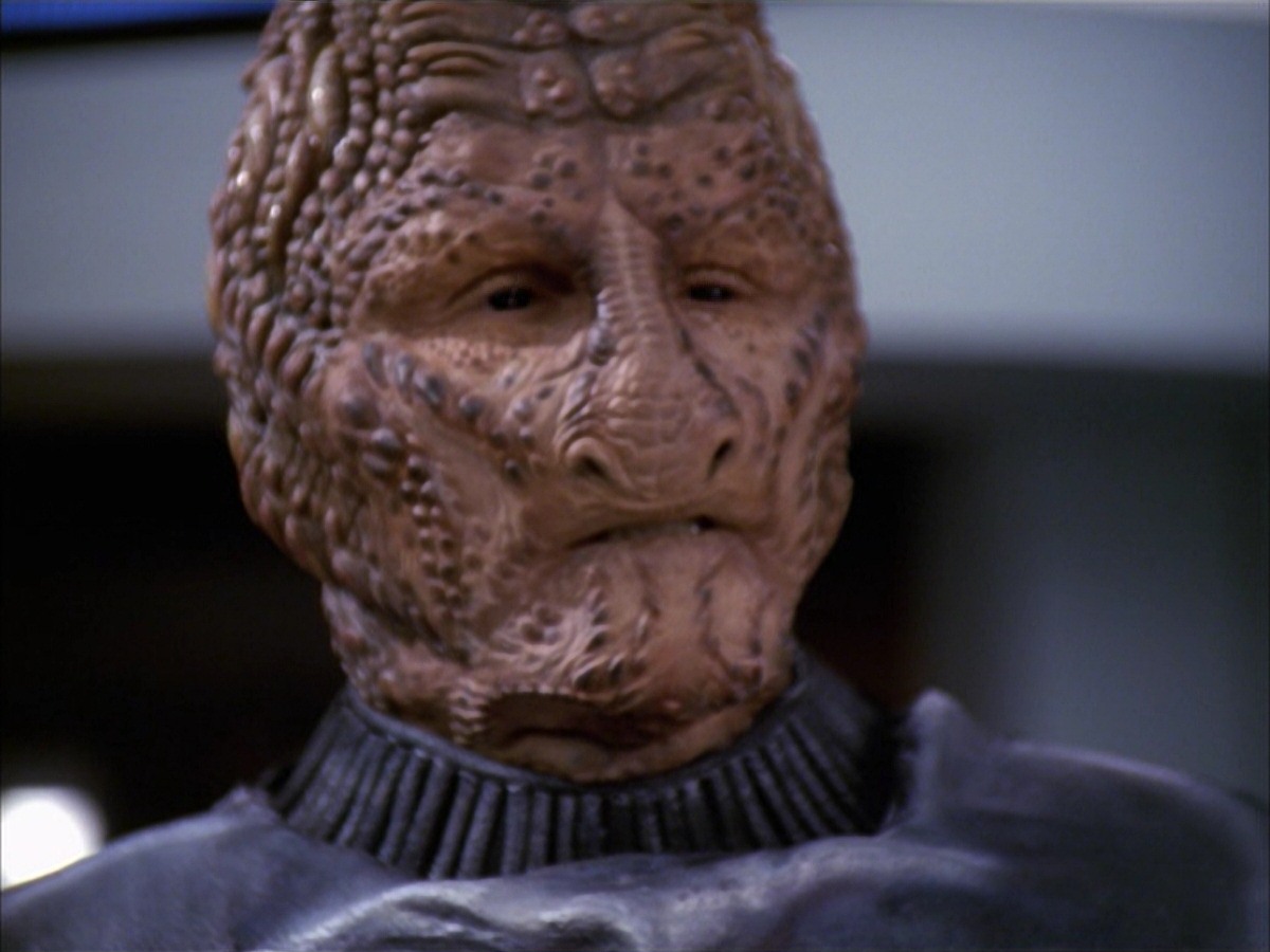 extant_StarTrek_VOY_7x09_7x10-FleshAndBlood_1254.jpg