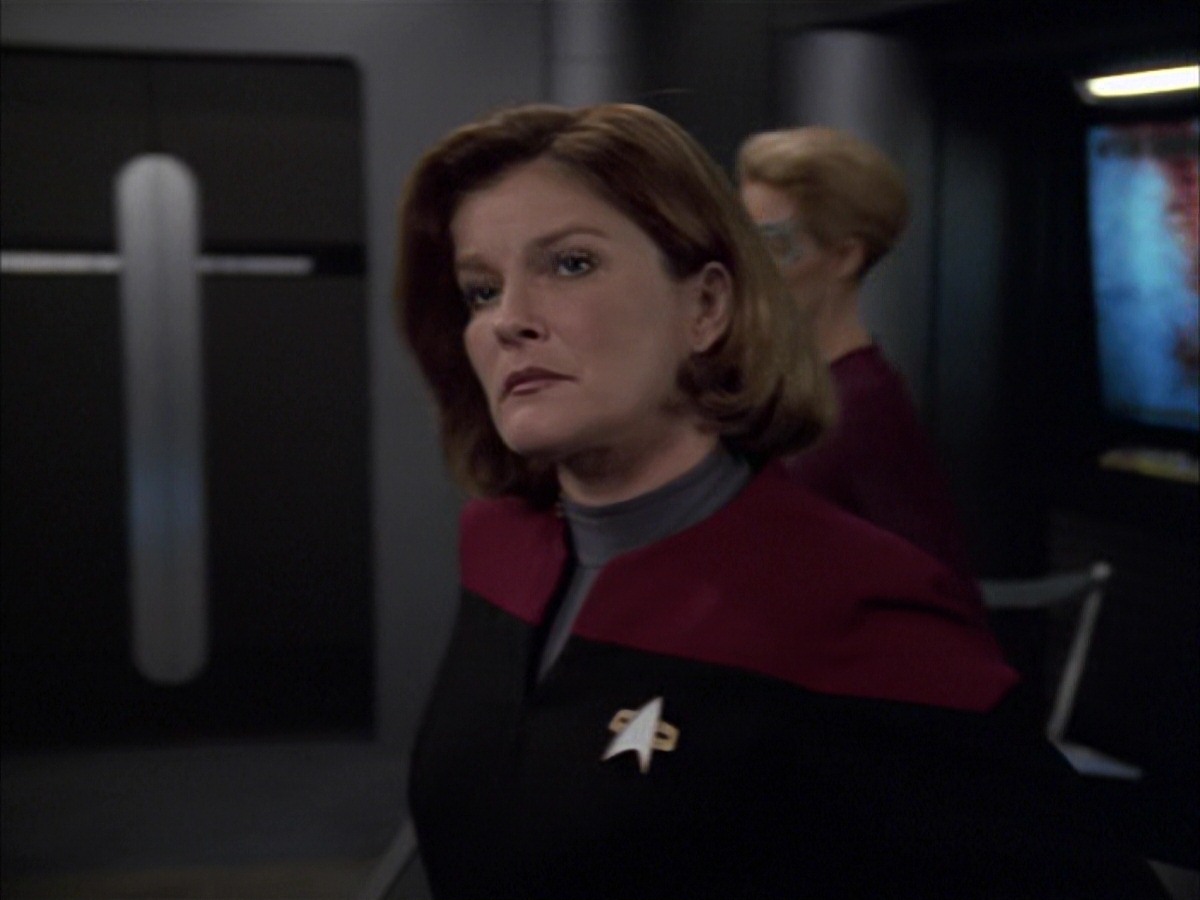 extant_StarTrek_VOY_7x09_7x10-FleshAndBlood_1257.jpg