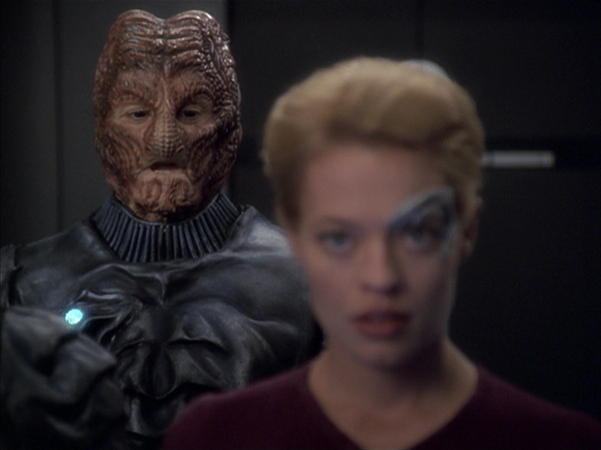 extant_StarTrek_VOY_7x09_7x10-FleshAndBlood_1265.jpg