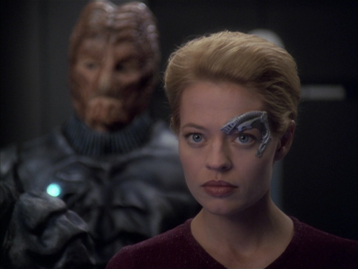 extant_StarTrek_VOY_7x09_7x10-FleshAndBlood_1296.jpg