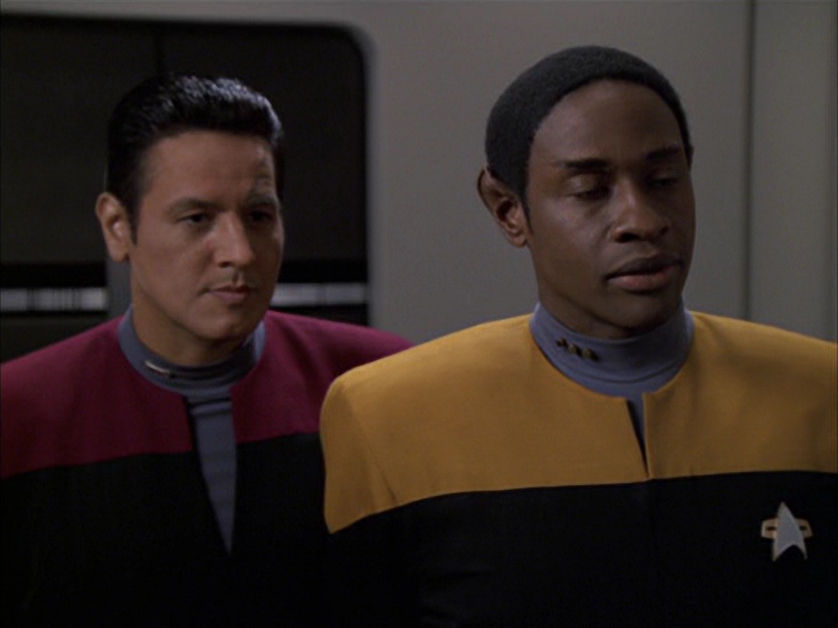 extant_StarTrek_VOY_7x09_7x10-FleshAndBlood_1378.jpg