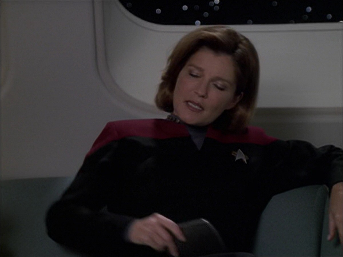 extant_StarTrek_VOY_7x09_7x10-FleshAndBlood_1383.jpg