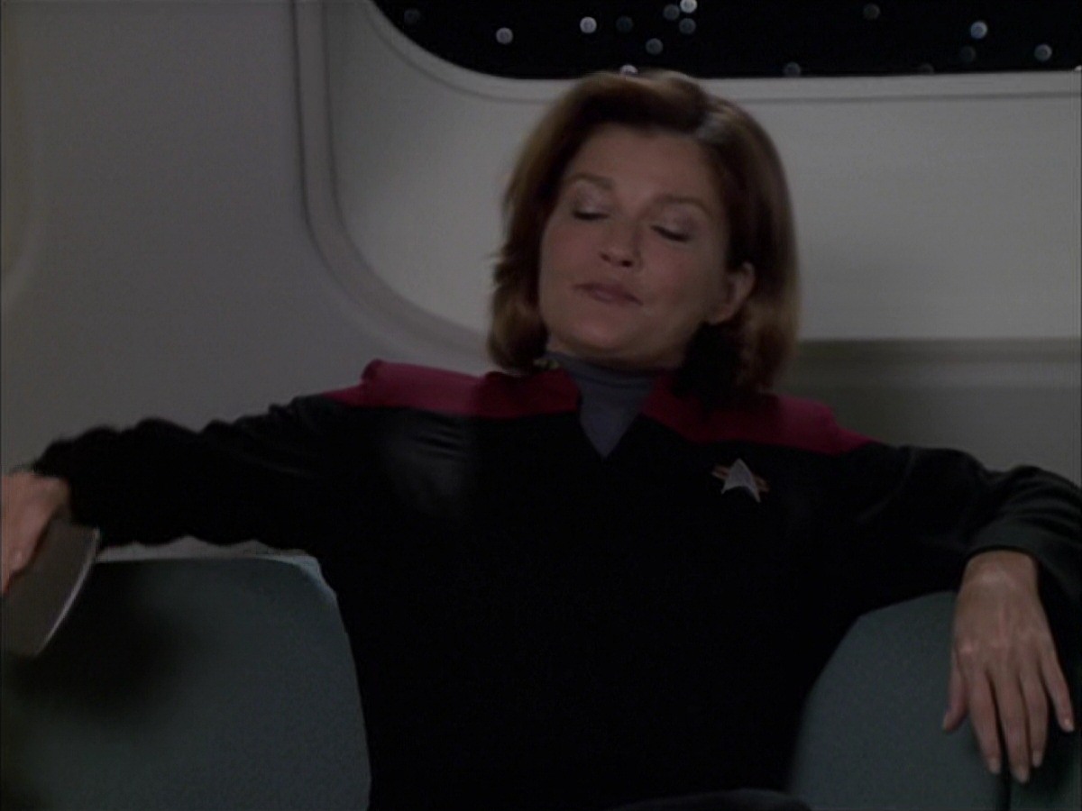 extant_StarTrek_VOY_7x09_7x10-FleshAndBlood_1384.jpg