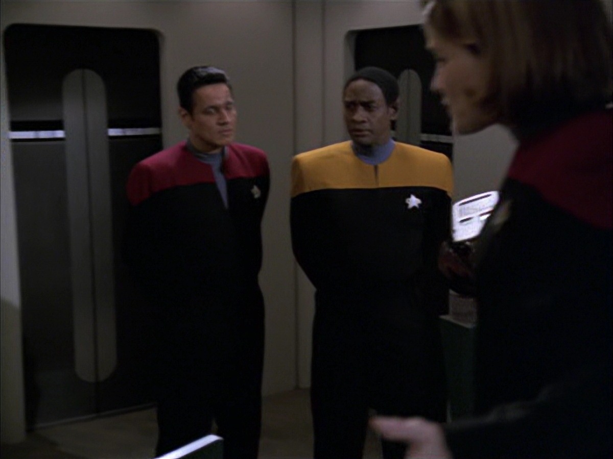 extant_StarTrek_VOY_7x09_7x10-FleshAndBlood_1400.jpg