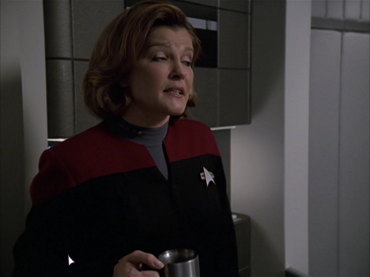 extant_StarTrek_VOY_7x09_7x10-FleshAndBlood_1415.jpg