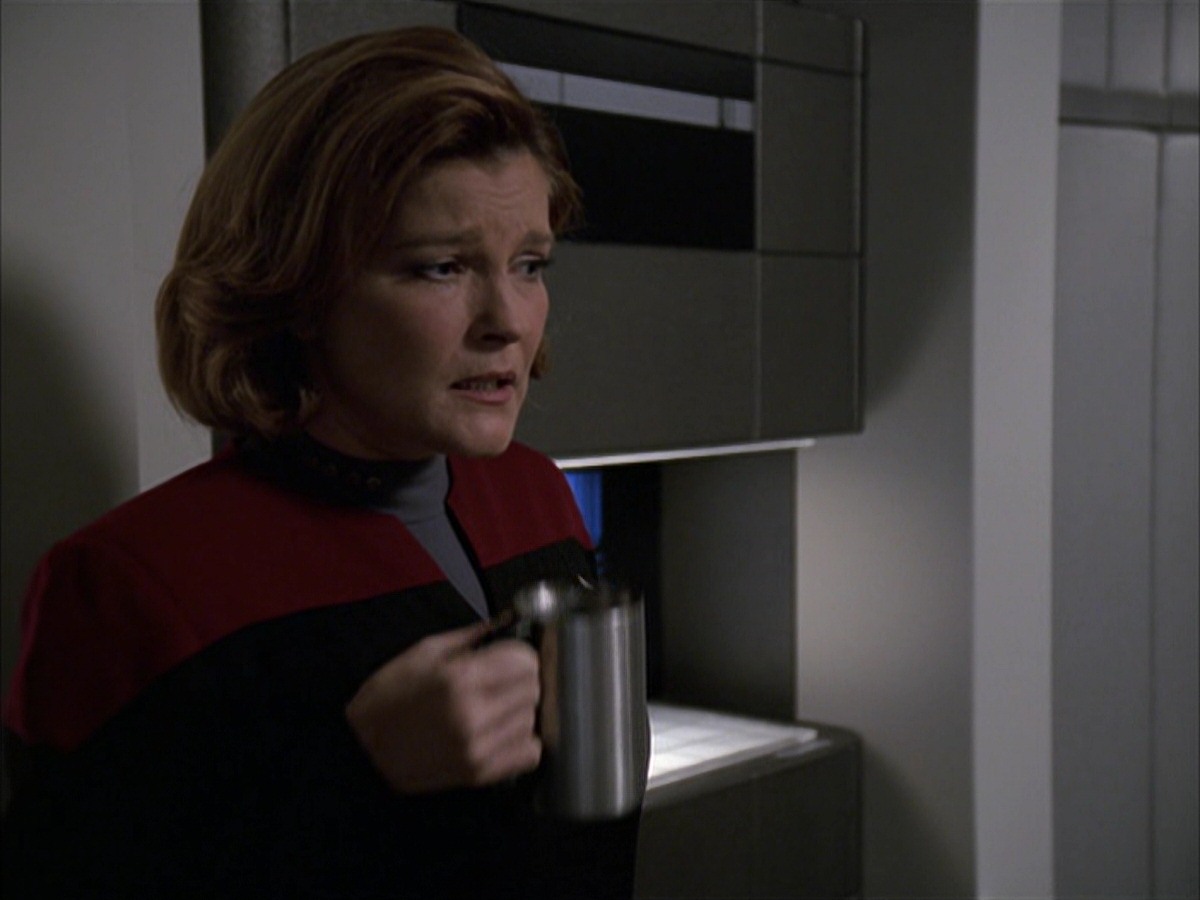extant_StarTrek_VOY_7x09_7x10-FleshAndBlood_1430.jpg