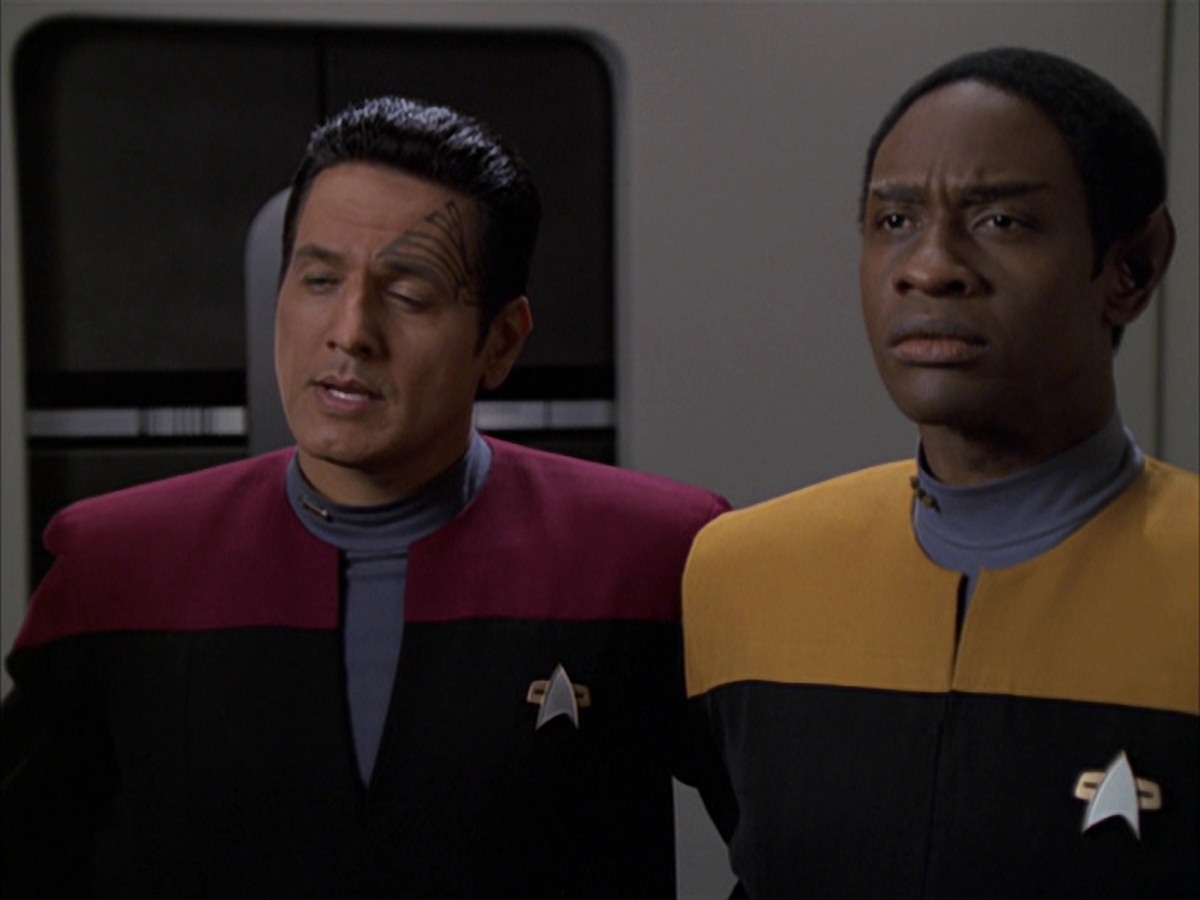 extant_StarTrek_VOY_7x09_7x10-FleshAndBlood_1437.jpg