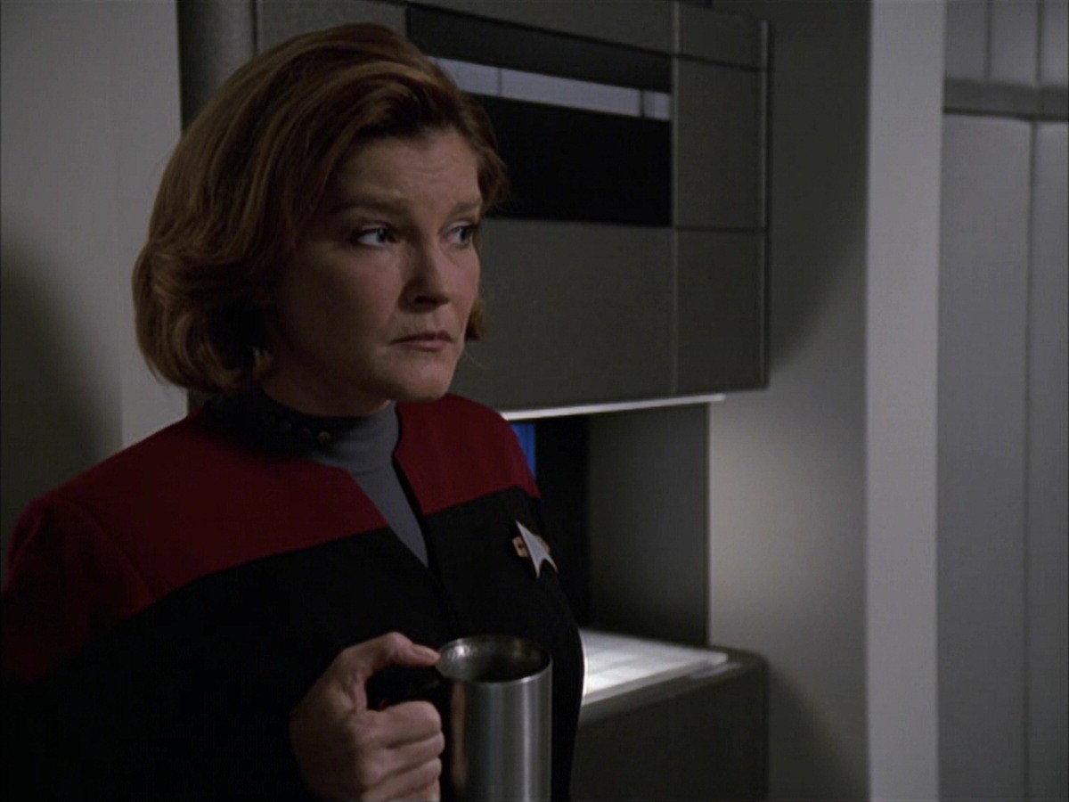 extant_StarTrek_VOY_7x09_7x10-FleshAndBlood_1441.jpg