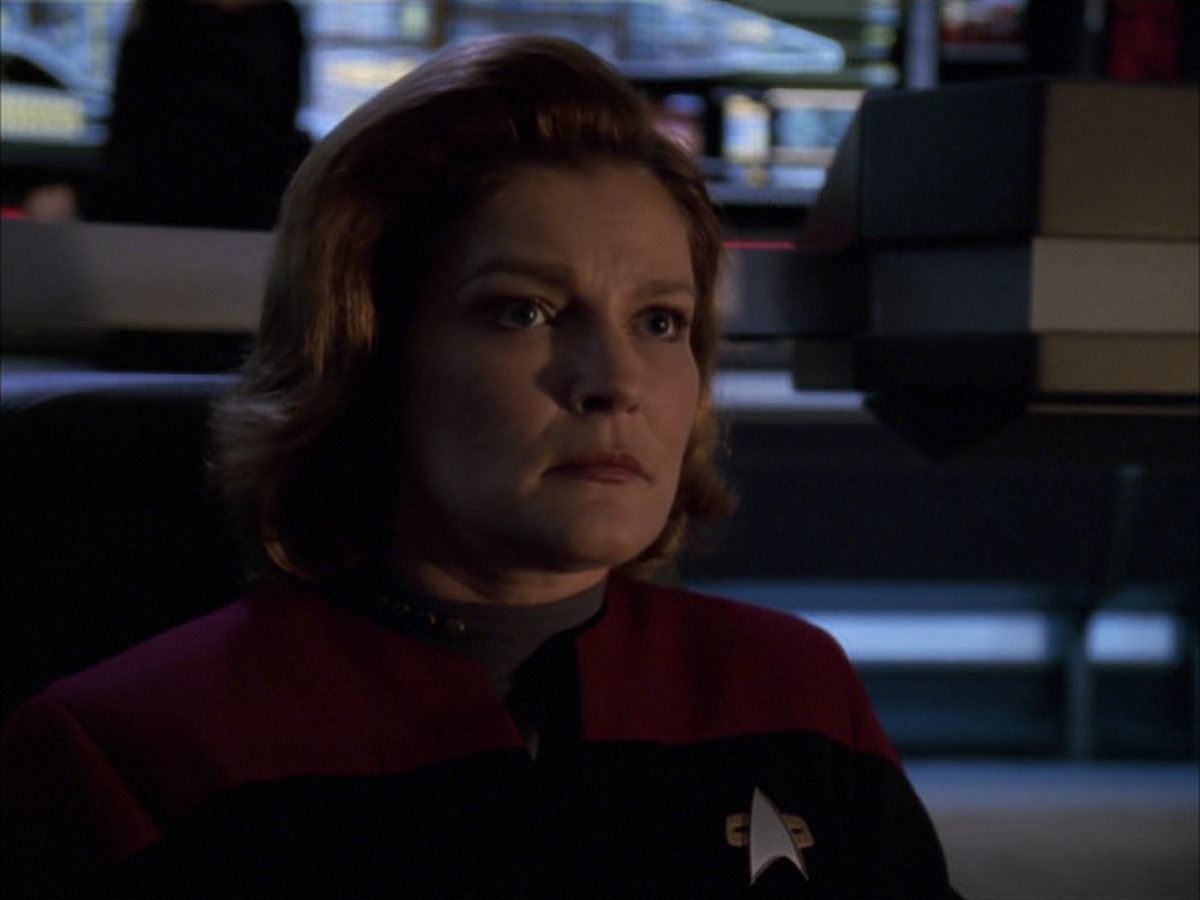 extant_StarTrek_VOY_7x09_7x10-FleshAndBlood_1490.jpg