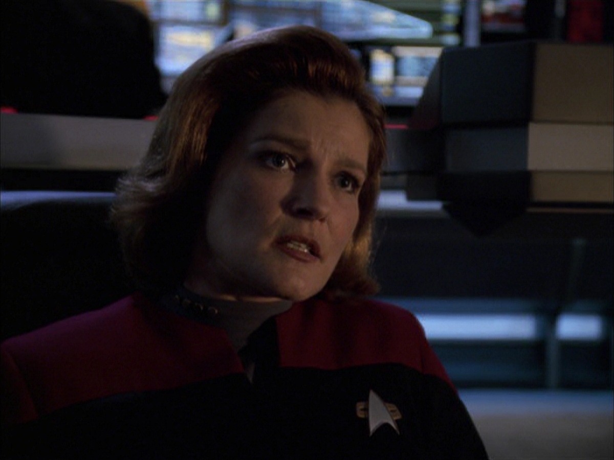 extant_StarTrek_VOY_7x09_7x10-FleshAndBlood_1501.jpg