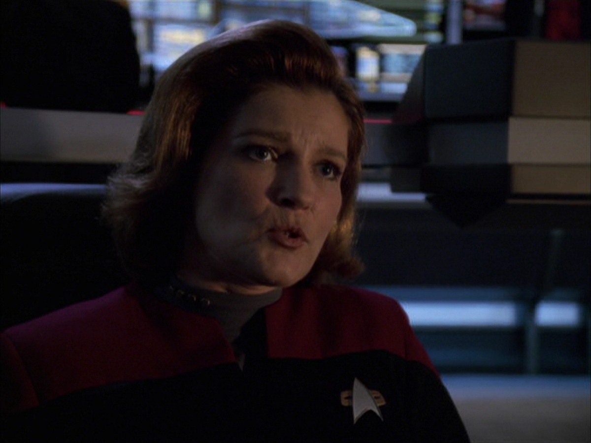 extant_StarTrek_VOY_7x09_7x10-FleshAndBlood_1506.jpg
