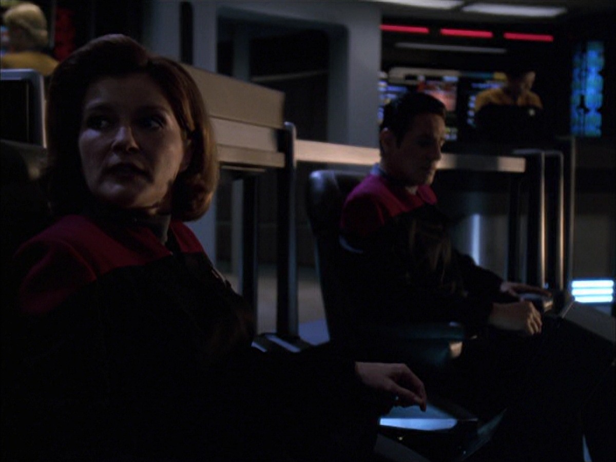 extant_StarTrek_VOY_7x09_7x10-FleshAndBlood_1520.jpg