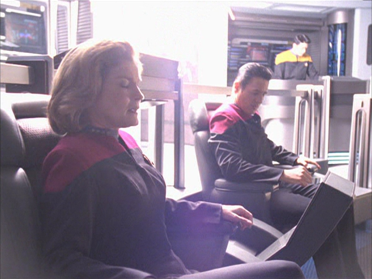 extant_StarTrek_VOY_7x09_7x10-FleshAndBlood_1583.jpg