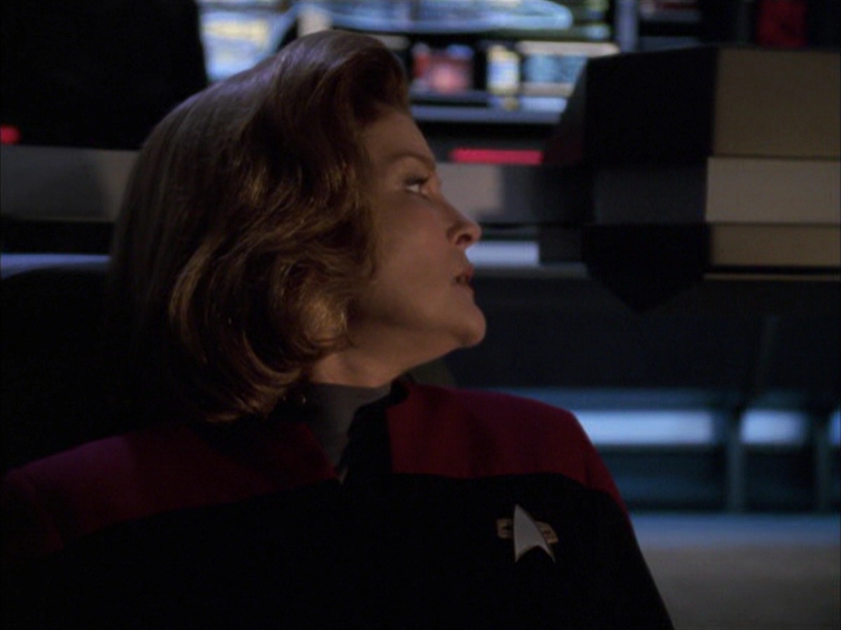extant_StarTrek_VOY_7x09_7x10-FleshAndBlood_1630.jpg
