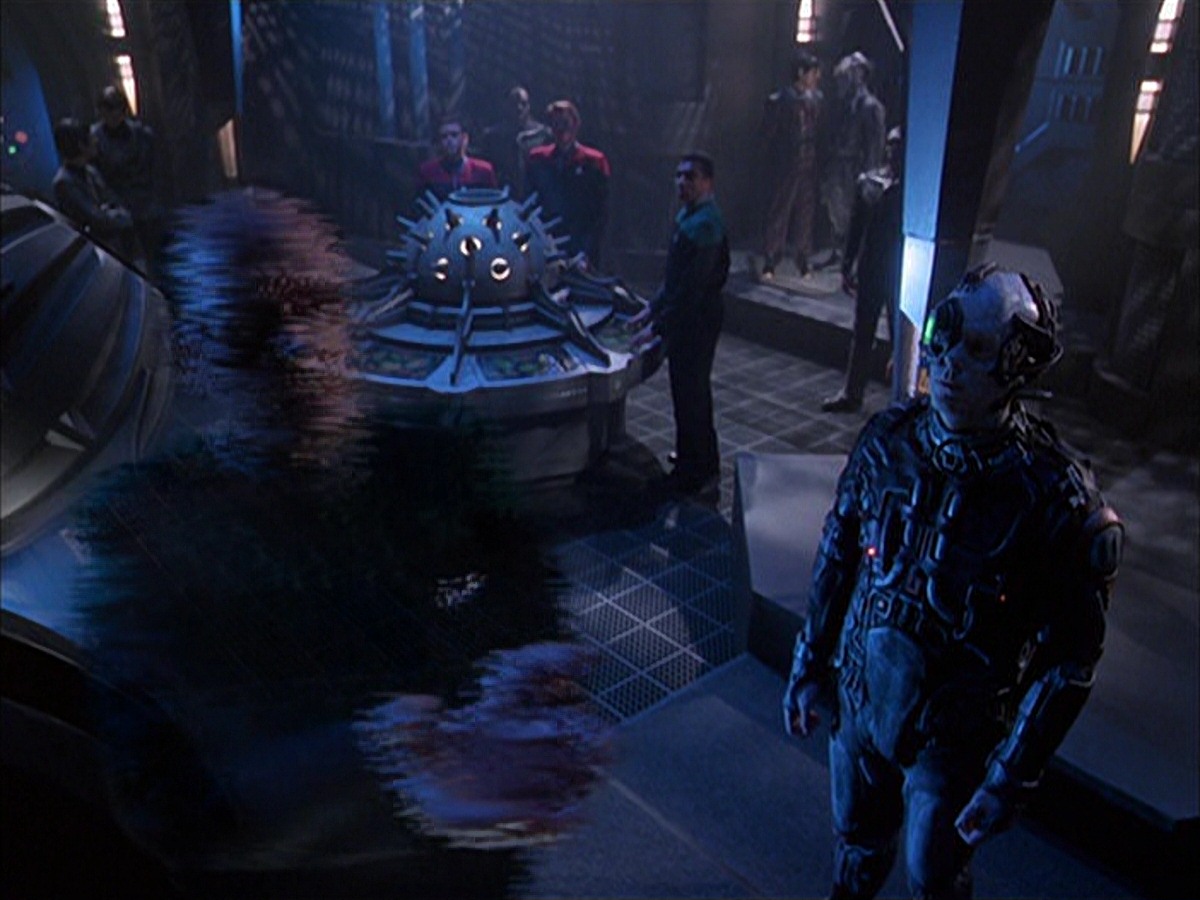 extant_StarTrek_VOY_7x09_7x10-FleshAndBlood_1669.jpg