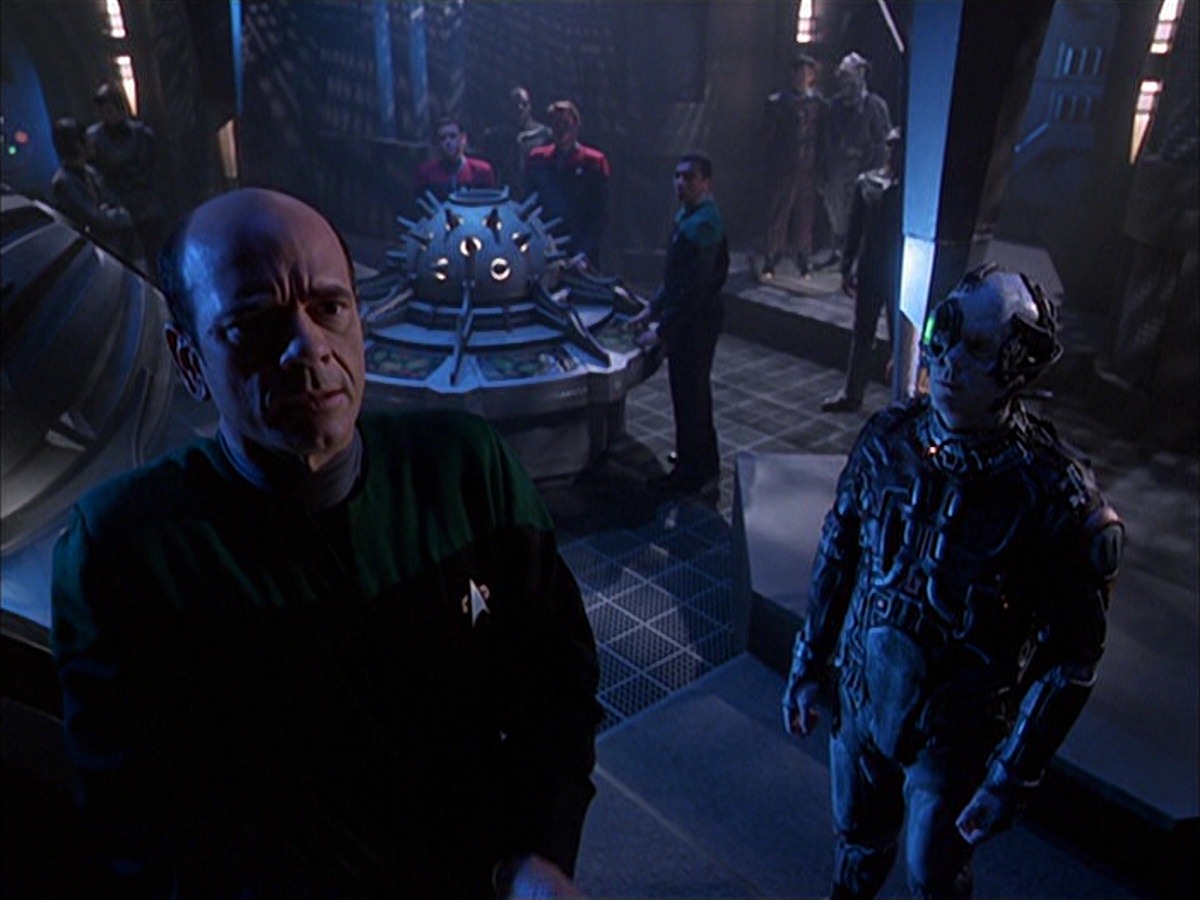 extant_StarTrek_VOY_7x09_7x10-FleshAndBlood_1672.jpg