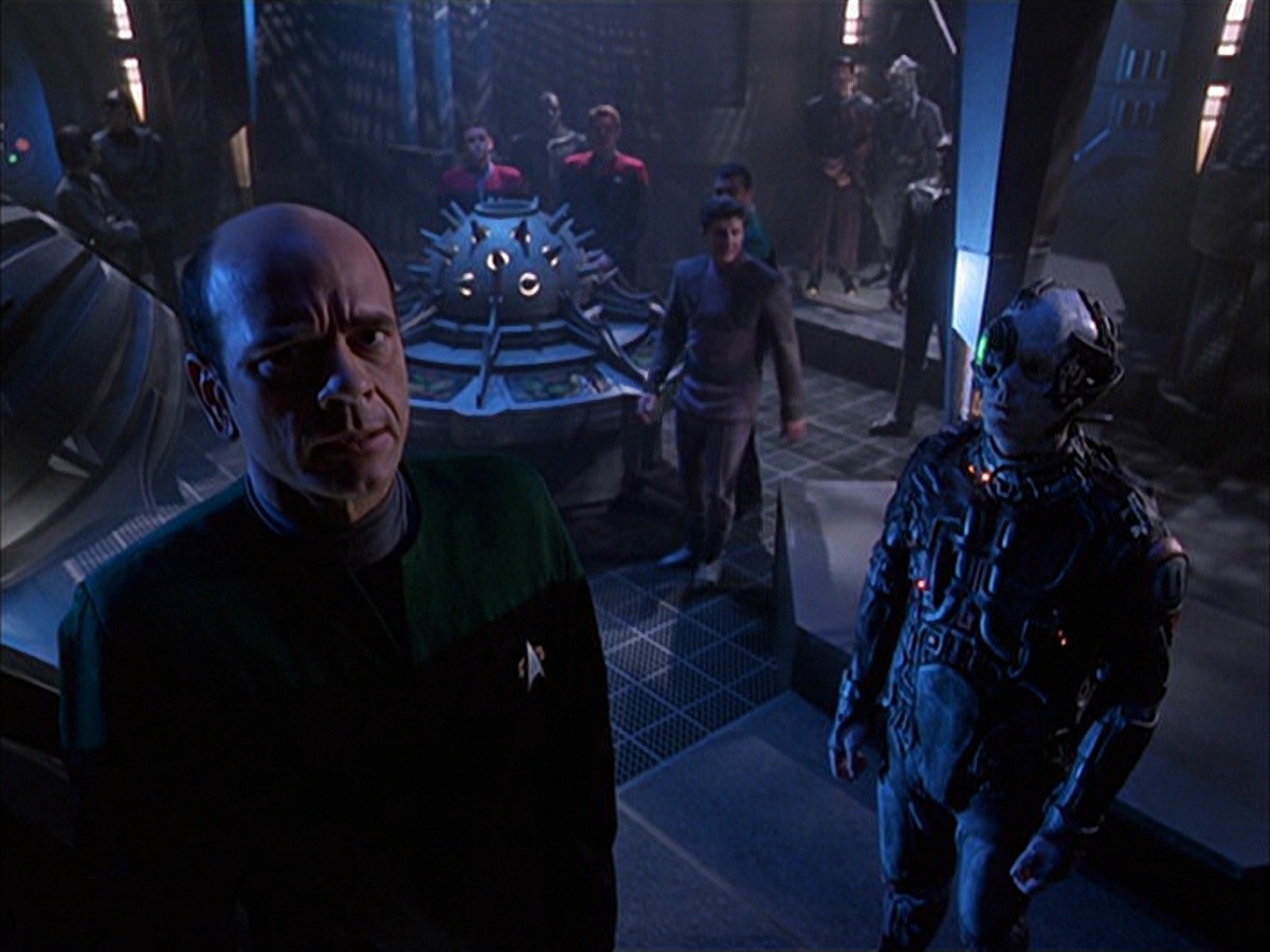 extant_StarTrek_VOY_7x09_7x10-FleshAndBlood_1675.jpg