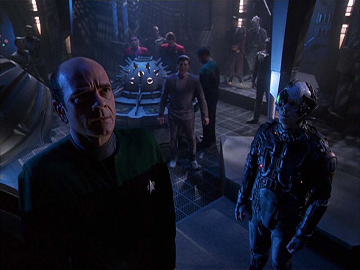 extant_StarTrek_VOY_7x09_7x10-FleshAndBlood_1678.jpg