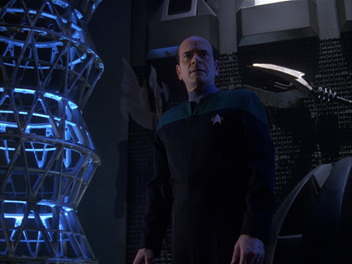 extant_StarTrek_VOY_7x09_7x10-FleshAndBlood_1685.jpg
