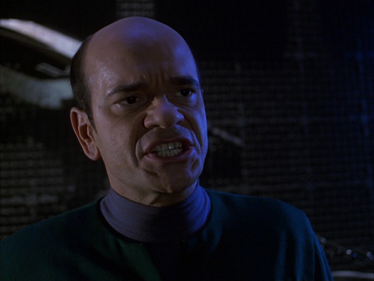 extant_StarTrek_VOY_7x09_7x10-FleshAndBlood_1704.jpg