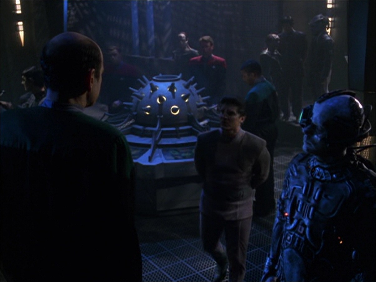 extant_StarTrek_VOY_7x09_7x10-FleshAndBlood_1713.jpg