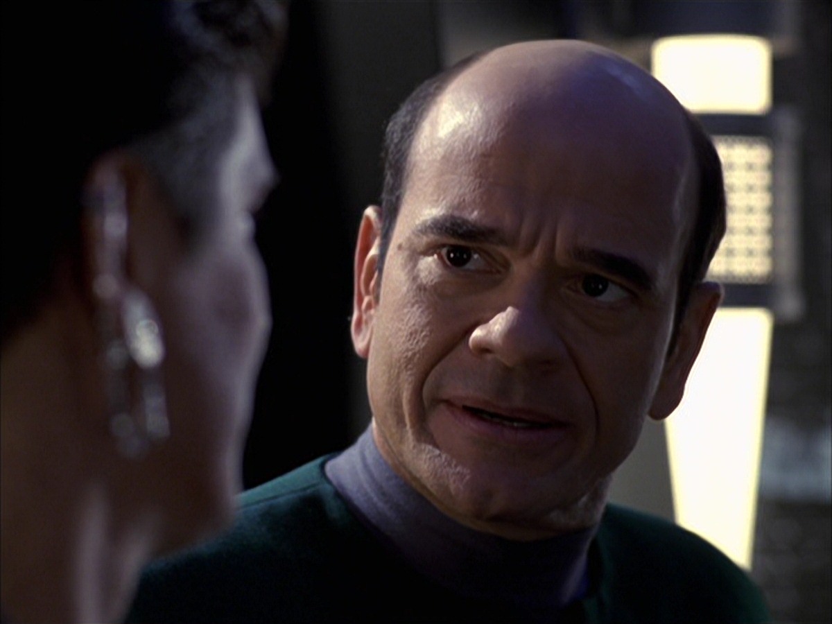 extant_StarTrek_VOY_7x09_7x10-FleshAndBlood_1822.jpg