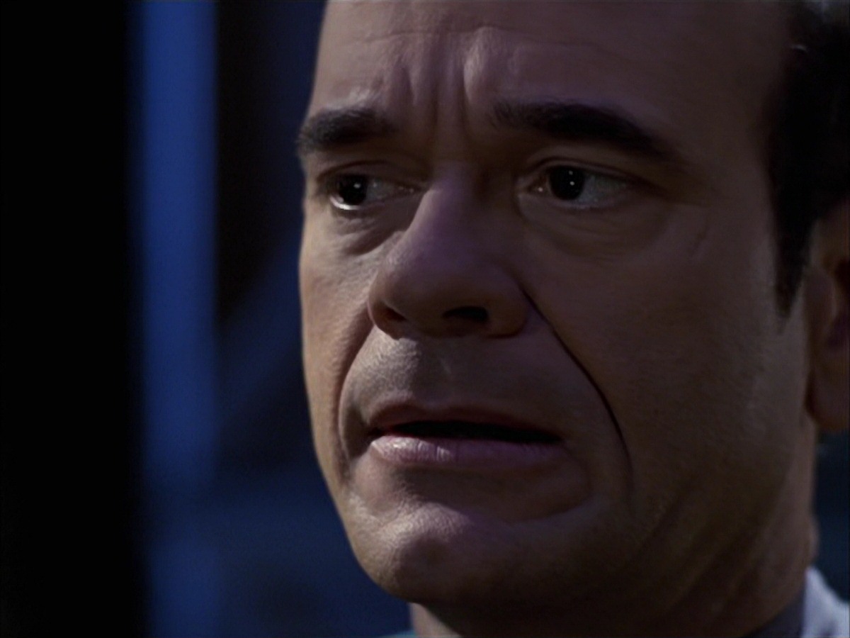 extant_StarTrek_VOY_7x09_7x10-FleshAndBlood_1845.jpg