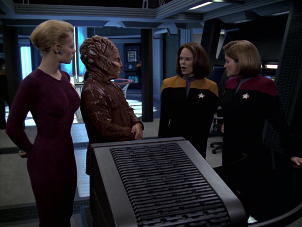 extant_StarTrek_VOY_7x09_7x10-FleshAndBlood_1869.jpg