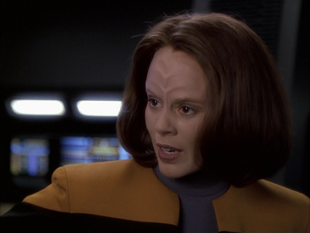 extant_StarTrek_VOY_7x09_7x10-FleshAndBlood_1921.jpg