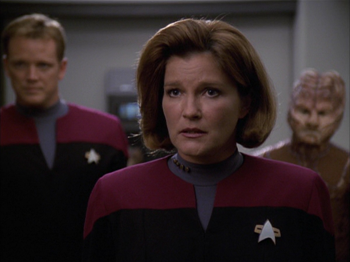 extant_StarTrek_VOY_7x09_7x10-FleshAndBlood_2012.jpg