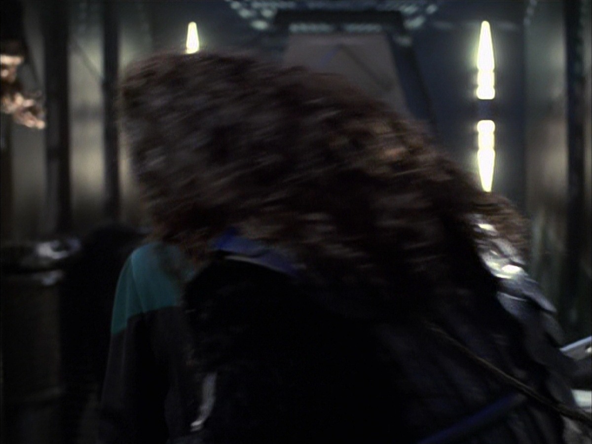 extant_StarTrek_VOY_7x09_7x10-FleshAndBlood_2238.jpg