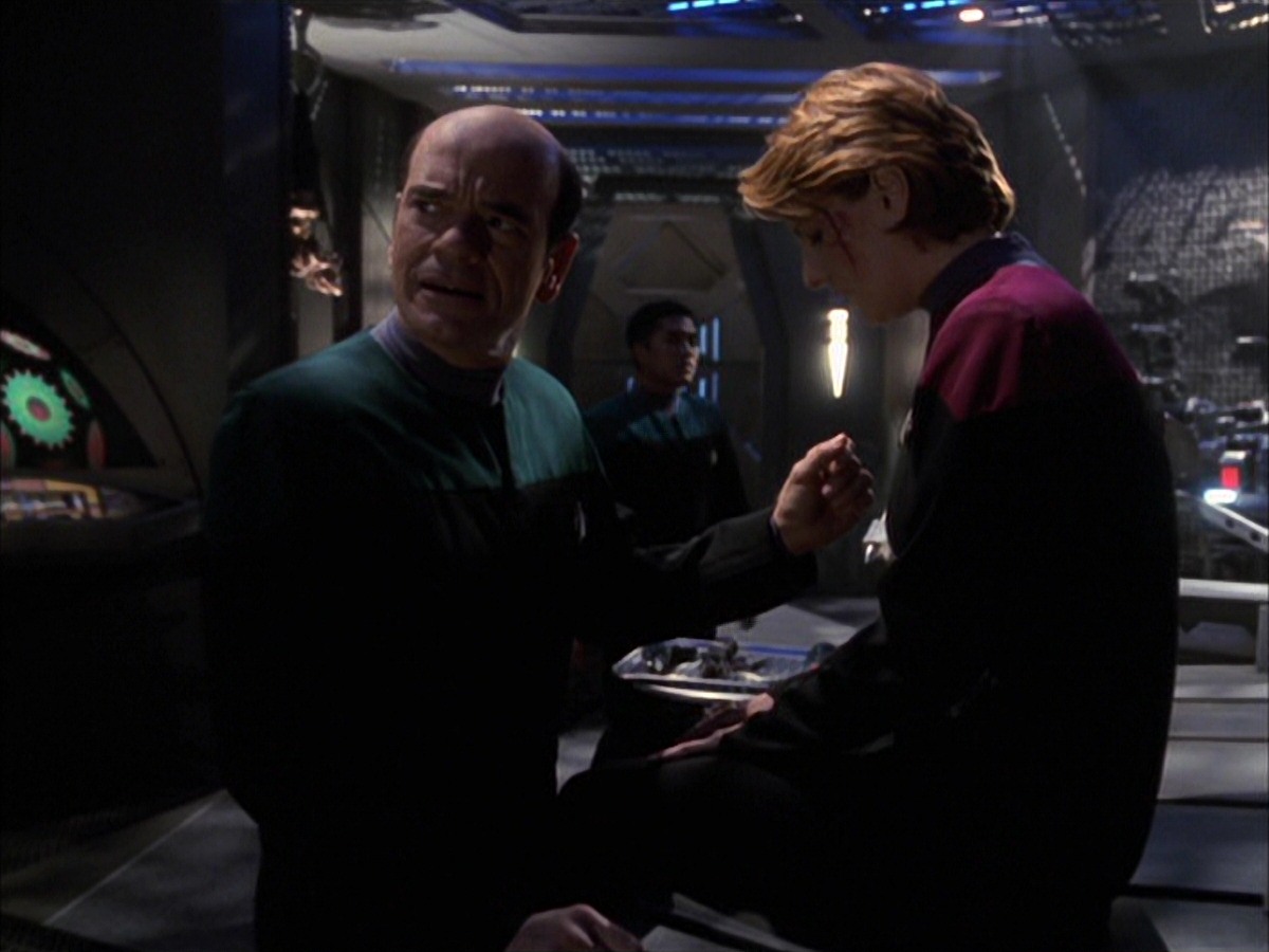 extant_StarTrek_VOY_7x09_7x10-FleshAndBlood_2282.jpg