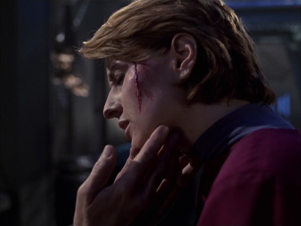 extant_StarTrek_VOY_7x09_7x10-FleshAndBlood_2322.jpg