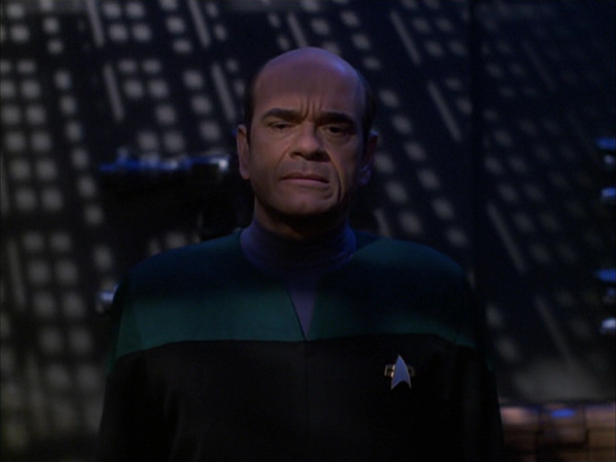 extant_StarTrek_VOY_7x09_7x10-FleshAndBlood_2334.jpg