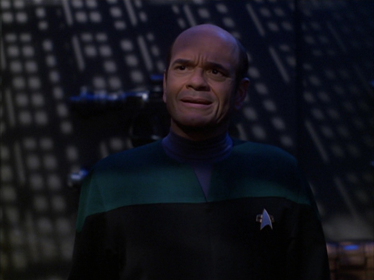 extant_StarTrek_VOY_7x09_7x10-FleshAndBlood_2359.jpg