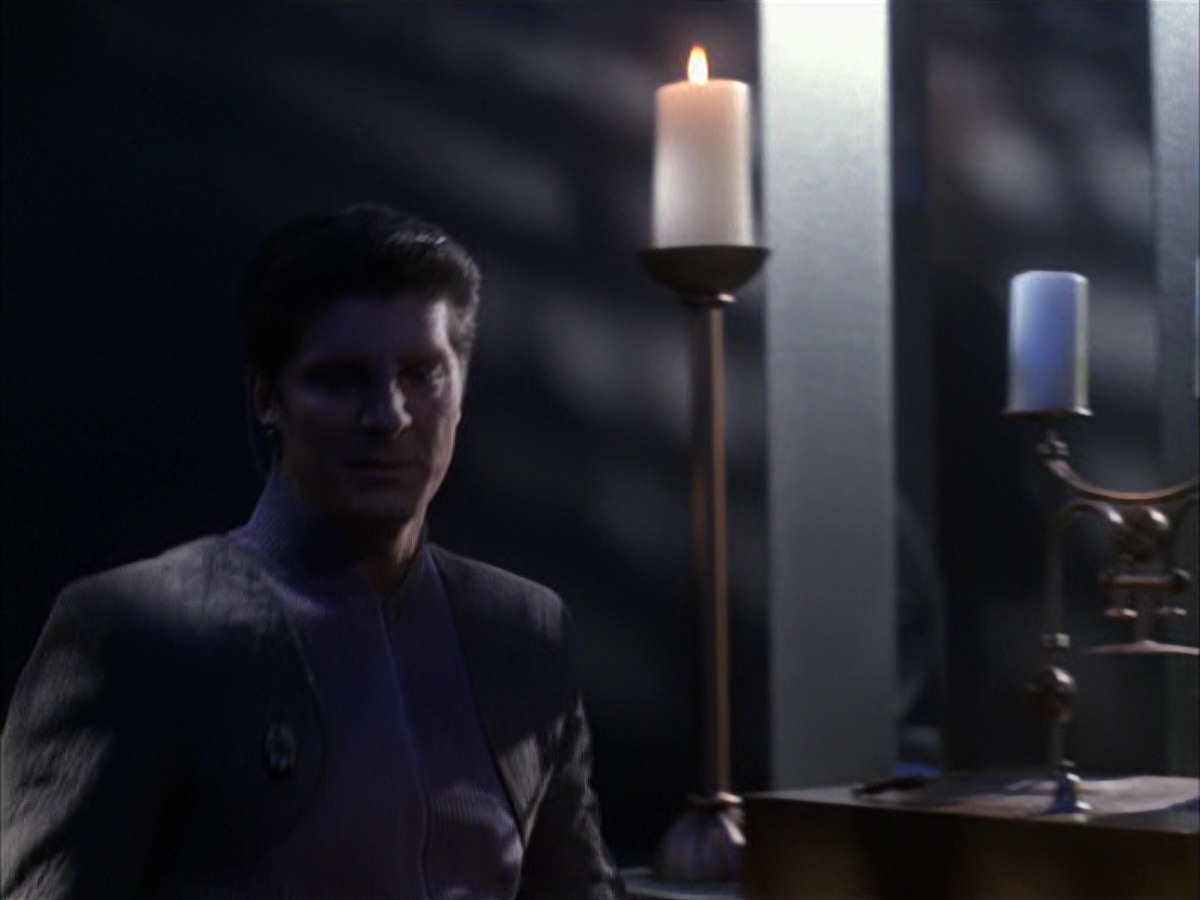 extant_StarTrek_VOY_7x09_7x10-FleshAndBlood_2365.jpg