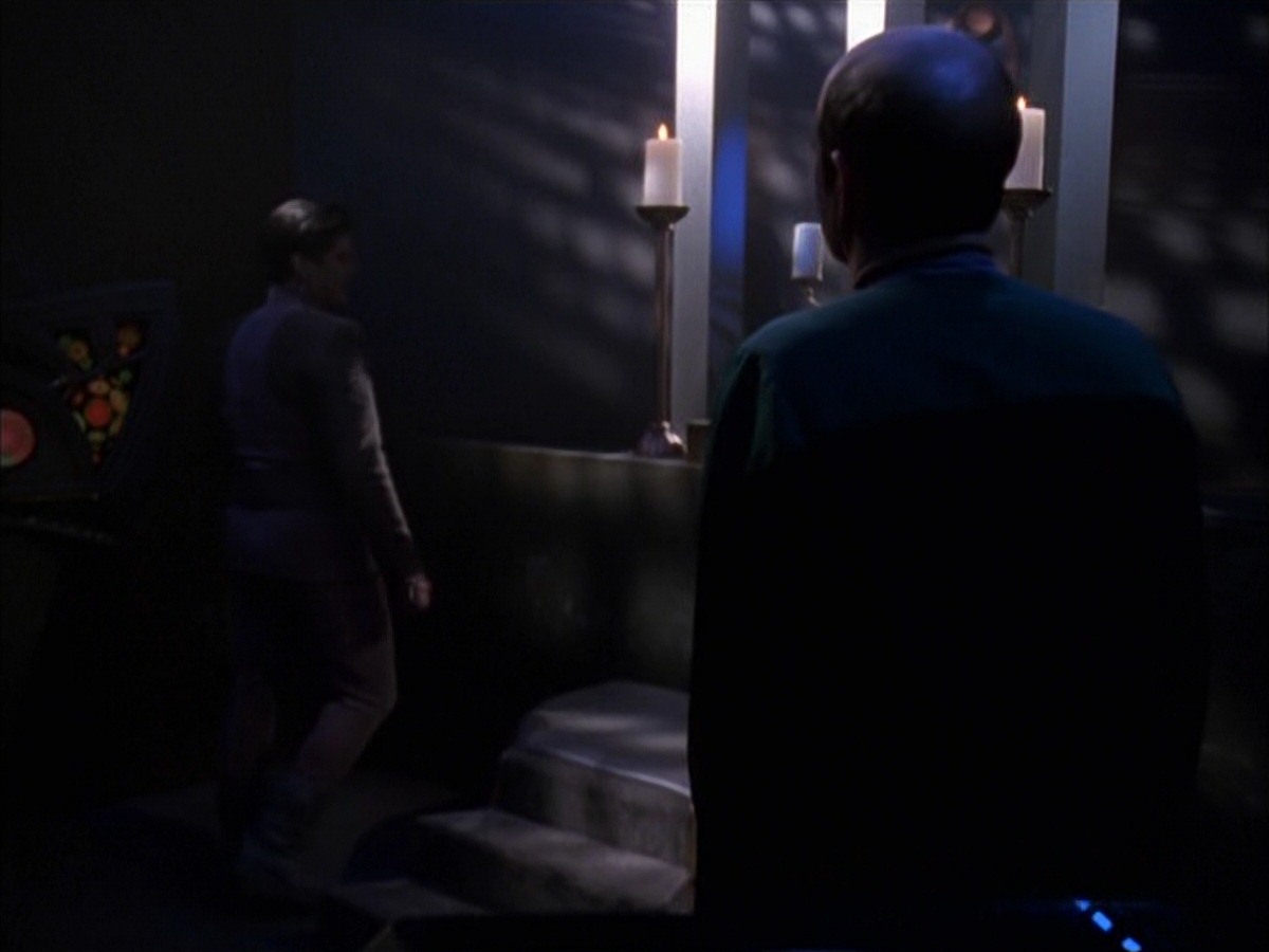 extant_StarTrek_VOY_7x09_7x10-FleshAndBlood_2413.jpg